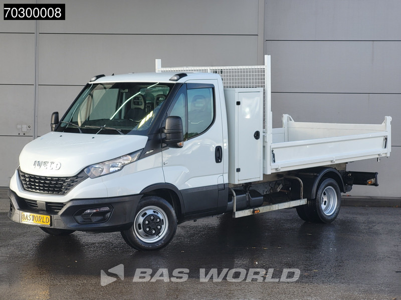 Iveco Daily 35C14 Kipper met Kist Dubbellucht 3,5t Trekhaak Airco Cruise Euro6 Tippe Benne Kieper Airco Trekhaak Cruise control - قلاب صغير: صورة 2 Iveco Daily 35C14 Kipper met Kist Dubbellucht 3,5t Trekhaak Airco Cruise Euro6 Tippe Benne Kieper Airco Trekhaak Cruise control - قلاب صغير: صورة 2