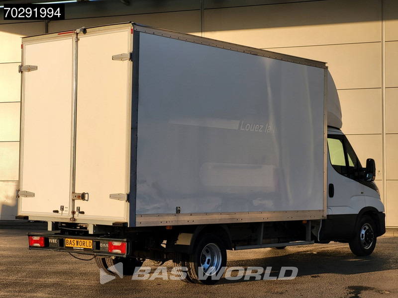 Iveco Daily 35C16 3.0L Dubbellucht Bakwagen Achterdeuren Airco Cruise Camera Euro6 Meubelbak Koffer 20m3 Airco Cruise control - شاحنة مغلقة الصندوق: صورة 5 Iveco Daily 35C16 3.0L Dubbellucht Bakwagen Achterdeuren Airco Cruise Camera Euro6 Meubelbak Koffer 20m3 Airco Cruise control - شاحنة مغلقة الصندوق: صورة 5
