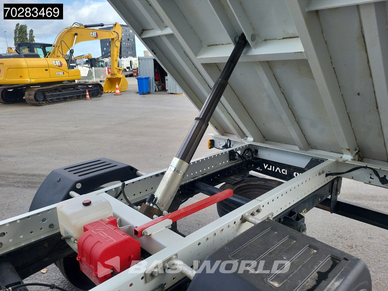 Iveco Daily 35C16 3.0L Kipper met Kist Dubbel Cabine Dubbellucht 3,5t Trekhaak Navi Airco Cruise Camera Euro6 Kieper Tipper Benne 2m3 Airco - قلاب صغير: صورة 3 Iveco Daily 35C16 3.0L Kipper met Kist Dubbel Cabine Dubbellucht 3,5t Trekhaak Navi Airco Cruise Camera Euro6 Kieper Tipper Benne 2m3 Airco - قلاب صغير: صورة 3