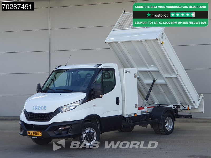 Iveco Daily 35C16 3.0L Kipper met Kist Dubbellucht 3,5t Trekhaak Navi Airco Cruise Camera Euro6 Tipper Benne Kieper 2m3 Airco Trekhaak Cruis - قلاب صغير: صورة 1 Iveco Daily 35C16 3.0L Kipper met Kist Dubbellucht 3,5t Trekhaak Navi Airco Cruise Camera Euro6 Tipper Benne Kieper 2m3 Airco Trekhaak Cruis - قلاب صغير: صورة 1