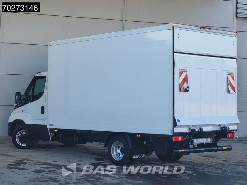 Iveco Daily 35C16 Automaat Laadklep Bakwagen Airco Camera Dubbellucht Meubelbak Koffer 19m3 Airco - شاحنة مغلقة الصندوق: صورة 2 Iveco Daily 35C16 Automaat Laadklep Bakwagen Airco Camera Dubbellucht Meubelbak Koffer 19m3 Airco - شاحنة مغلقة الصندوق: صورة 2