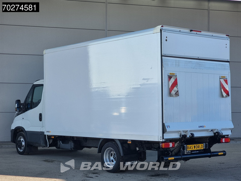 Iveco Daily 35C16 Automaat Laadklep Bakwagen Airco Camera Dubbellucht Meubelbak Koffer 19m3 Airco - شاحنة مغلقة الصندوق: صورة 2 Iveco Daily 35C16 Automaat Laadklep Bakwagen Airco Camera Dubbellucht Meubelbak Koffer 19m3 Airco - شاحنة مغلقة الصندوق: صورة 2