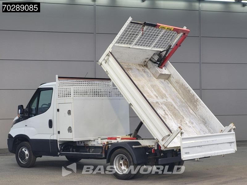 Iveco Daily 35C16 Kipper met Kraan Dubbellucht 3,5t Trekhaak Airco Cruise Camera Euro6 Crane Kran Kranwagen 2m3 Airco Trekhaak Cruise contro - قلاب صغير: صورة 2 Iveco Daily 35C16 Kipper met Kraan Dubbellucht 3,5t Trekhaak Airco Cruise Camera Euro6 Crane Kran Kranwagen 2m3 Airco Trekhaak Cruise contro - قلاب صغير: صورة 2
