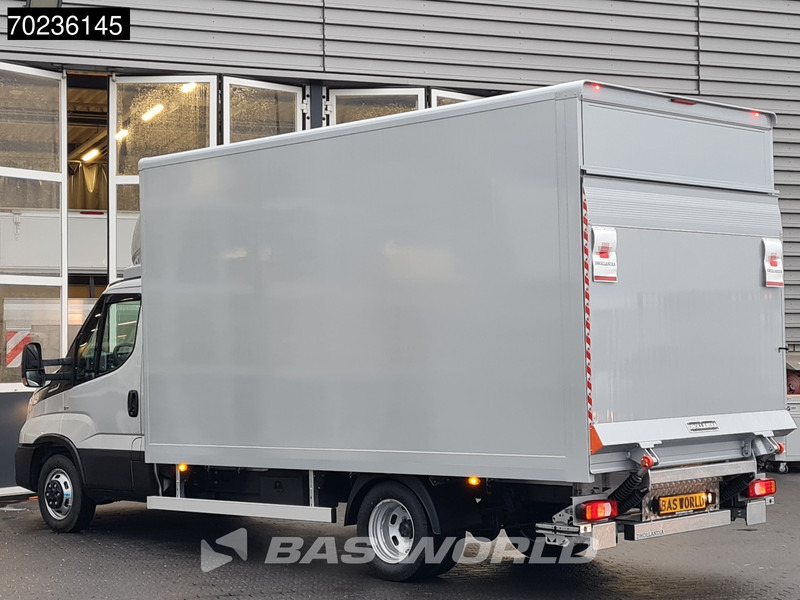 Iveco Daily 35C18 2025 MODEL 3.0L Automaat 1000kg Laadklep ACC Navi Airco Zijdeur Bakwagen Meubelbak Koffer 21m3 Airco - شاحنة مغلقة الصندوق: صورة 2 Iveco Daily 35C18 2025 MODEL 3.0L Automaat 1000kg Laadklep ACC Navi Airco Zijdeur Bakwagen Meubelbak Koffer 21m3 Airco - شاحنة مغلقة الصندوق: صورة 2