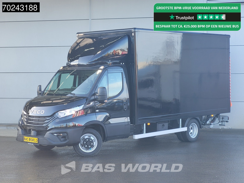 Iveco Daily 35C18 3.0L Automaat 180PK 1000KG Laadklep Zijdeur 2025-Model Bakwagen Dubbellucht ACC LED Navi Airco D'Hollandia 3,5t Trekgewich - شاحنة مغلقة الصندوق: صورة 1 Iveco Daily 35C18 3.0L Automaat 180PK 1000KG Laadklep Zijdeur 2025-Model Bakwagen Dubbellucht ACC LED Navi Airco D'Hollandia 3,5t Trekgewich - شاحنة مغلقة الصندوق: صورة 1