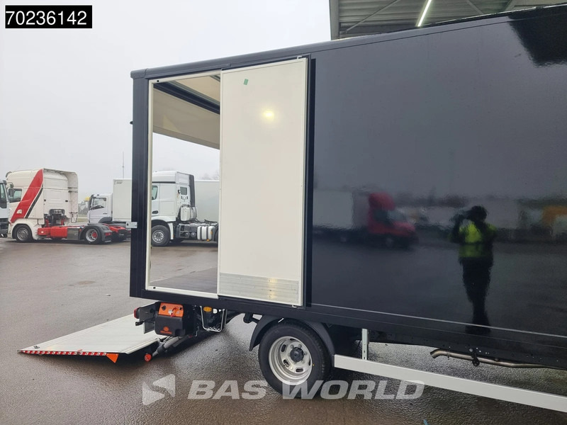 Iveco Daily 35C18 3.0L Automaat 2025 MODEL 1000kg Laadklep ACC Navi Airco Zijdeur Bakwagen Meubelbak Koffer 21m3 Airco - شاحنة مغلقة الصندوق: صورة 5 Iveco Daily 35C18 3.0L Automaat 2025 MODEL 1000kg Laadklep ACC Navi Airco Zijdeur Bakwagen Meubelbak Koffer 21m3 Airco - شاحنة مغلقة الصندوق: صورة 5