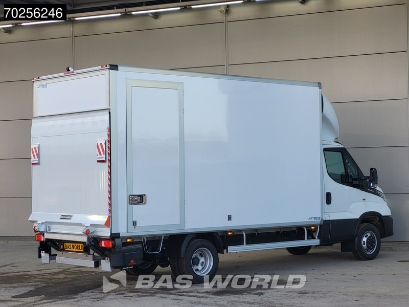 Iveco Daily 35C18 3.0L Automaat Bakwagen Laadklep LED Navi Camera Airco Cruise Meubelbak Koffer Airco Cruise control - شاحنة مغلقة الصندوق: صورة 2 Iveco Daily 35C18 3.0L Automaat Bakwagen Laadklep LED Navi Camera Airco Cruise Meubelbak Koffer Airco Cruise control - شاحنة مغلقة الصندوق: صورة 2