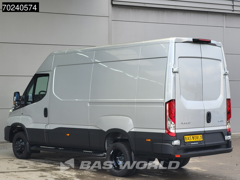 Iveco Daily 35C18 3.0L Black Edition Automaat 180PK L2H2 Dubbellucht 3,5t Trekgewicht ACC LED Navi Camera Parkeersensoren Euro6 L2 12m3 Airc - فان: صورة 2 Iveco Daily 35C18 3.0L Black Edition Automaat 180PK L2H2 Dubbellucht 3,5t Trekgewicht ACC LED Navi Camera Parkeersensoren Euro6 L2 12m3 Airc - فان: صورة 2