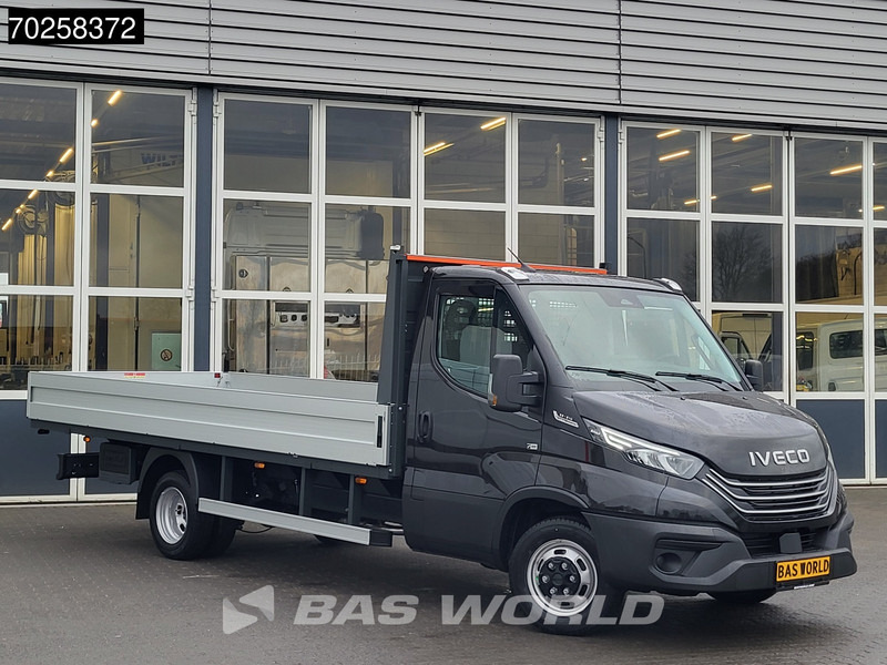 Iveco Daily 35C21 3.0L 210PK 2025model Open laadbak CarPlay ACC LED 3,5T Trekvermogen Pritsche Pickup Airco - شاحنة مفتوحة: صورة 3 Iveco Daily 35C21 3.0L 210PK 2025model Open laadbak CarPlay ACC LED 3,5T Trekvermogen Pritsche Pickup Airco - شاحنة مفتوحة: صورة 3