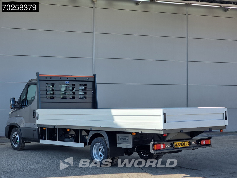 Iveco Daily 35C21 3.0L 210PK Black Edition 2025model Open laadbak CarPlay ACC LED 3,5T Trekvermogen Pritsche Pickup Airco - شاحنة مفتوحة: صورة 5 Iveco Daily 35C21 3.0L 210PK Black Edition 2025model Open laadbak CarPlay ACC LED 3,5T Trekvermogen Pritsche Pickup Airco - شاحنة مفتوحة: صورة 5