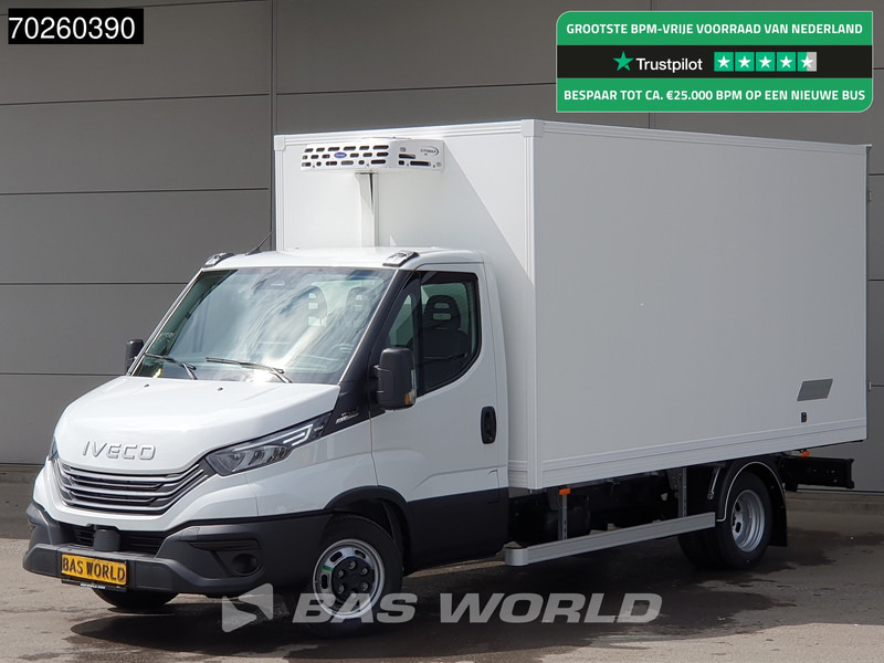 Iveco Daily 35C21 3.0L Koelwagen Carrier CarPlay Airco ACC Koel Koeler Kühler Bakwagen Kühlwagen Kühlkoffer Vries Frigo 17m3 Airco - شاحنة مُبرّدة للتوصيل: صورة 1 Iveco Daily 35C21 3.0L Koelwagen Carrier CarPlay Airco ACC Koel Koeler Kühler Bakwagen Kühlwagen Kühlkoffer Vries Frigo 17m3 Airco - شاحنة مُبرّدة للتوصيل: صورة 1