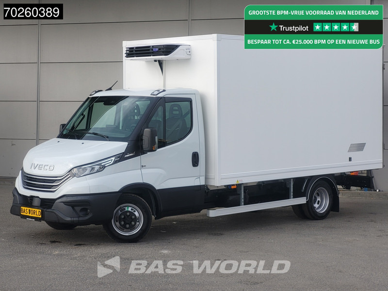 Iveco Daily 35C21 3.0L Koelwagen Vries Carrier Xarios 350 230V stekker CarPlay Airco ACC Koel Koeler Vriezer Vrieswagen Kühler Bakwagen Kühl - شاحنة مُبرّدة للتوصيل: صورة 1 Iveco Daily 35C21 3.0L Koelwagen Vries Carrier Xarios 350 230V stekker CarPlay Airco ACC Koel Koeler Vriezer Vrieswagen Kühler Bakwagen Kühl - شاحنة مُبرّدة للتوصيل: صورة 1
