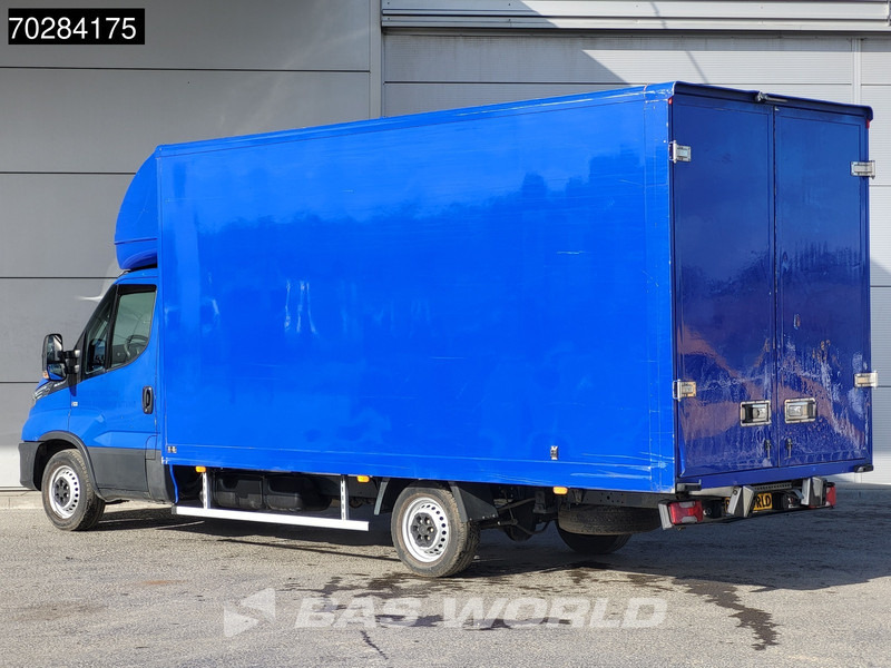 Iveco Daily 35S14 Automaat Bakwagen Achterdeuren 488cm lang! Airco Cruise Euro6 Meubelbak Koffer 23m3 Airco Cruise control - شاحنة مغلقة الصندوق: صورة 2 Iveco Daily 35S14 Automaat Bakwagen Achterdeuren 488cm lang! Airco Cruise Euro6 Meubelbak Koffer 23m3 Airco Cruise control - شاحنة مغلقة الصندوق: صورة 2