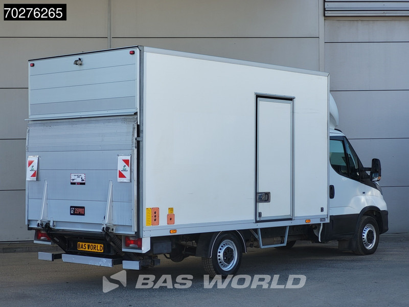 Iveco Daily 35S14 Automaat Laadklep Zijdeur Bakwagen Airco Cruise Camera Euro6 Meubelbak Koffer Airco Cruise control - شاحنة مغلقة الصندوق: صورة 5 Iveco Daily 35S14 Automaat Laadklep Zijdeur Bakwagen Airco Cruise Camera Euro6 Meubelbak Koffer Airco Cruise control - شاحنة مغلقة الصندوق: صورة 5