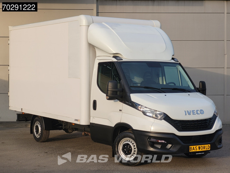 Iveco Daily 35S16 Automaat Bakwagen Achterdeuren 160PK Airco Camera Euro6 Meubelbak Koffer 21m3 Airco - شاحنة مغلقة الصندوق: صورة 3 Iveco Daily 35S16 Automaat Bakwagen Achterdeuren 160PK Airco Camera Euro6 Meubelbak Koffer 21m3 Airco - شاحنة مغلقة الصندوق: صورة 3
