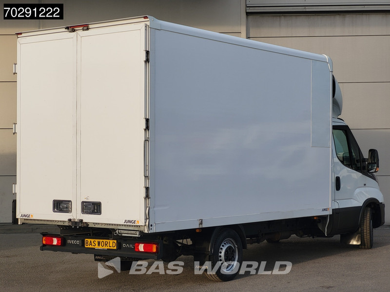 Iveco Daily 35S16 Automaat Bakwagen Achterdeuren 160PK Airco Camera Euro6 Meubelbak Koffer 21m3 Airco - شاحنة مغلقة الصندوق: صورة 5 Iveco Daily 35S16 Automaat Bakwagen Achterdeuren 160PK Airco Camera Euro6 Meubelbak Koffer 21m3 Airco - شاحنة مغلقة الصندوق: صورة 5