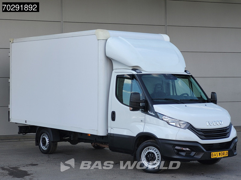 Iveco Daily 35S16 Automaat Bakwagen Achterdeuren 160PK Airco Camera Euro6 Meubelbak Koffer 21m3 Airco - شاحنة مغلقة الصندوق: صورة 5 Iveco Daily 35S16 Automaat Bakwagen Achterdeuren 160PK Airco Camera Euro6 Meubelbak Koffer 21m3 Airco - شاحنة مغلقة الصندوق: صورة 5