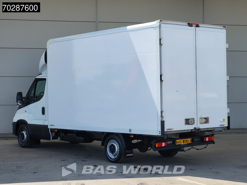 Iveco Daily 35S16 Automaat Bakwagen Achterdeuren 160PK Airco Camera Euro6 Meubelbak Koffer 21m3 Airco - شاحنة مغلقة الصندوق: صورة 2 Iveco Daily 35S16 Automaat Bakwagen Achterdeuren 160PK Airco Camera Euro6 Meubelbak Koffer 21m3 Airco - شاحنة مغلقة الصندوق: صورة 2