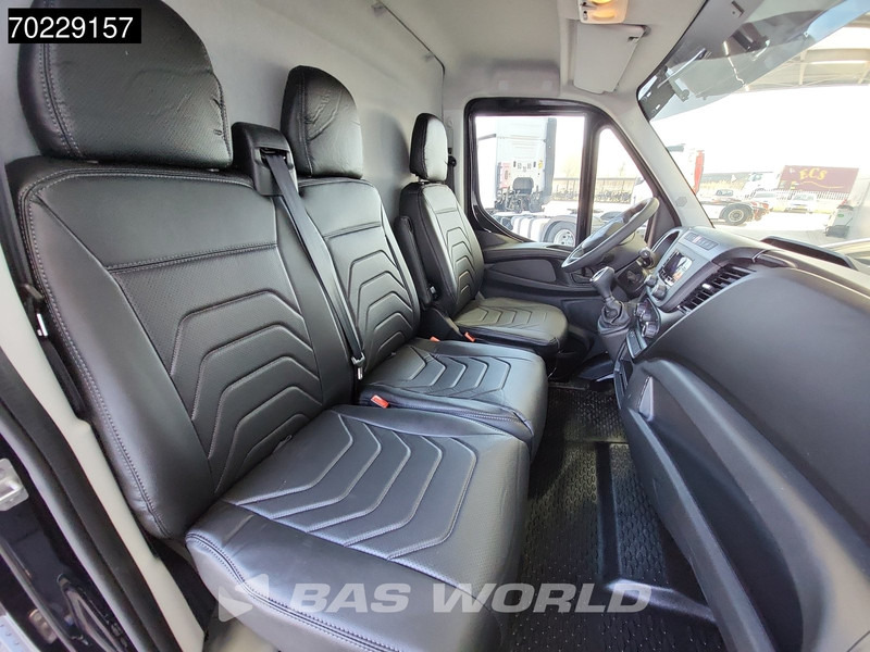 جديدة فان Iveco Daily 35S16 Automaat Black Edition L2H2 Airco Cruise LM-Velgen 3500kg trekgewicht Euro6 L2 12m3 Airco Cruise control: صورة 9 جديدة فان Iveco Daily 35S16 Automaat Black Edition L2H2 Airco Cruise LM-Velgen 3500kg trekgewicht Euro6 L2 12m3 Airco Cruise control: صورة 9