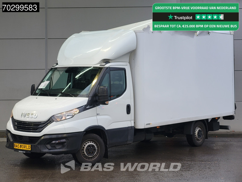 Iveco Daily 35S16 Laadklep Automaat SCHADE Bakwagen 160PK Airco Camera Euro6 Meubelbak Koffer Airco - شاحنة مغلقة الصندوق: صورة 1 Iveco Daily 35S16 Laadklep Automaat SCHADE Bakwagen 160PK Airco Camera Euro6 Meubelbak Koffer Airco - شاحنة مغلقة الصندوق: صورة 1