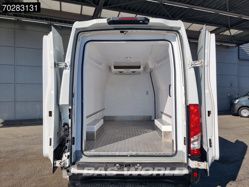 Iveco Daily 35S16 SCHADE/DAMAGE! Koelwagen Vriezer Automaat Thermo King V-300 MAX Airco Cruise Parkeersensoren Kühl Kühler Koel Koeler Kühlw - شاحنة مُبرّدة للتوصيل: صورة 3 Iveco Daily 35S16 SCHADE/DAMAGE! Koelwagen Vriezer Automaat Thermo King V-300 MAX Airco Cruise Parkeersensoren Kühl Kühler Koel Koeler Kühlw - شاحنة مُبرّدة للتوصيل: صورة 3