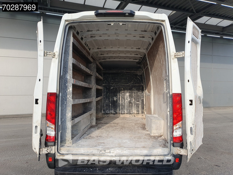 Iveco Daily 35S18 3.0L Automaat L2H2 3,5t Trekhaak 180PK LED Navi Airco Cruise Camera Euro6 L2 12m3 Airco Trekhaak Cruise control - فان: صورة 3 Iveco Daily 35S18 3.0L Automaat L2H2 3,5t Trekhaak 180PK LED Navi Airco Cruise Camera Euro6 L2 12m3 Airco Trekhaak Cruise control - فان: صورة 3