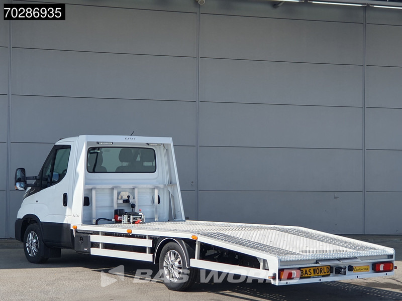 Iveco Daily 35S18 3.0L Autotransporter Automaat 3,5t Trekhaak Navi ACC LED Airco Lier Euro6 Oprijwagen Cartransporter Trekhaak - شاحنة التوصيل: صورة 2 Iveco Daily 35S18 3.0L Autotransporter Automaat 3,5t Trekhaak Navi ACC LED Airco Lier Euro6 Oprijwagen Cartransporter Trekhaak - شاحنة التوصيل: صورة 2