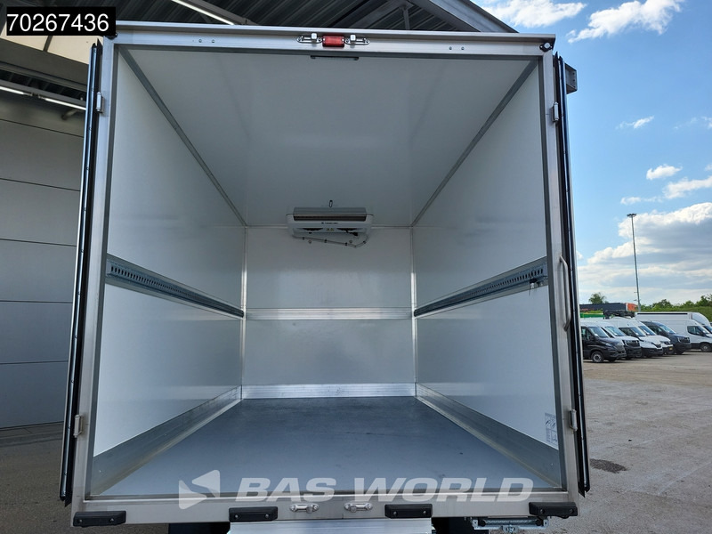 Iveco Daily 35S18 3.0L Koelwagen Thermoking C-250 LED ACC Navi Airco Koel Koeler Kühl Kühler Bakwagen Kühlkoffer 17m3 Airco - شاحنة مُبرّدة للتوصيل: صورة 3 Iveco Daily 35S18 3.0L Koelwagen Thermoking C-250 LED ACC Navi Airco Koel Koeler Kühl Kühler Bakwagen Kühlkoffer 17m3 Airco - شاحنة مُبرّدة للتوصيل: صورة 3