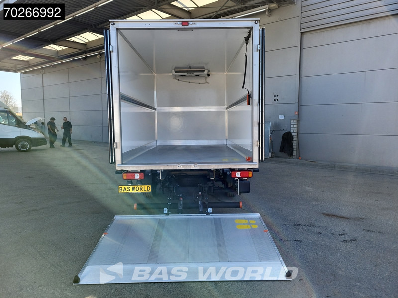 Iveco Daily 35S18 3.0L Laadklep Koelwagen Vriezer Thermoking V-200 MAX 220V stekker -18 LED Navi Airco ACC Koel Koeler Kühler Kühlwagen Kühl - شاحنة مُبرّدة للتوصيل: صورة 3 Iveco Daily 35S18 3.0L Laadklep Koelwagen Vriezer Thermoking V-200 MAX 220V stekker -18 LED Navi Airco ACC Koel Koeler Kühler Kühlwagen Kühl - شاحنة مُبرّدة للتوصيل: صورة 3