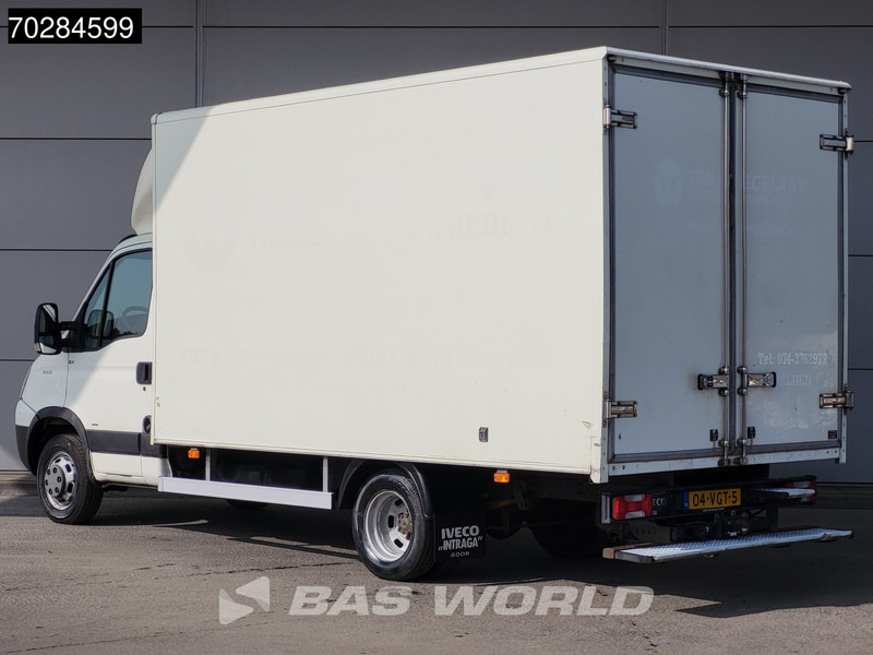 Iveco Daily 40C15 3.0L Bakwagen met achterdeuren APK 04-26 Trekhaak Koffer Meubelbak 19m3 Trekhaak - شاحنة مغلقة الصندوق: صورة 2 Iveco Daily 40C15 3.0L Bakwagen met achterdeuren APK 04-26 Trekhaak Koffer Meubelbak 19m3 Trekhaak - شاحنة مغلقة الصندوق: صورة 2