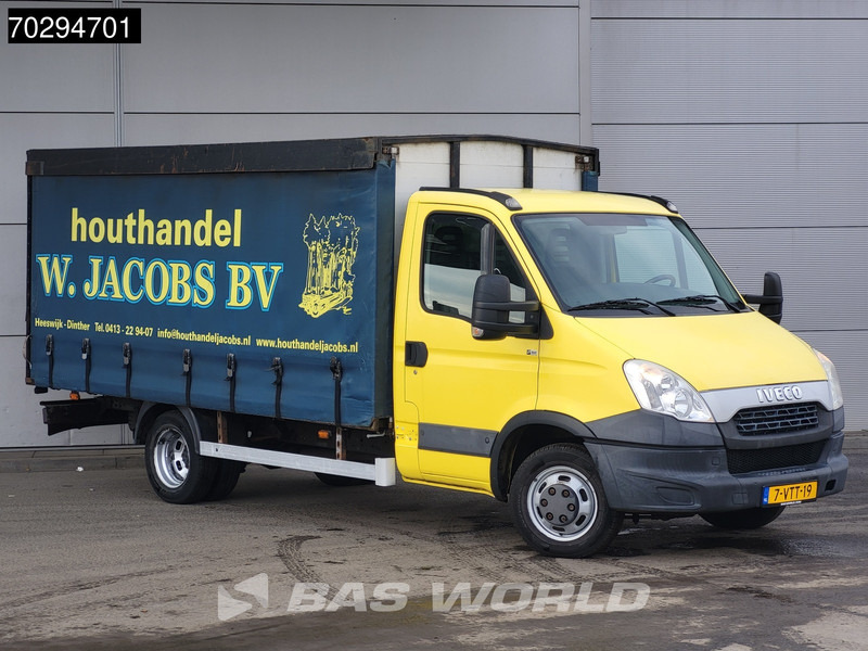 Iveco Daily 50C15 3.0L Schuifzeilen Dubbellucht 150PK Airco Cruise APK 05-2026 Zeilen Zeilenwagen Bakwagen Airco Cruise control - شاحنة ستارة جانبية: صورة 3 Iveco Daily 50C15 3.0L Schuifzeilen Dubbellucht 150PK Airco Cruise APK 05-2026 Zeilen Zeilenwagen Bakwagen Airco Cruise control - شاحنة ستارة جانبية: صورة 3