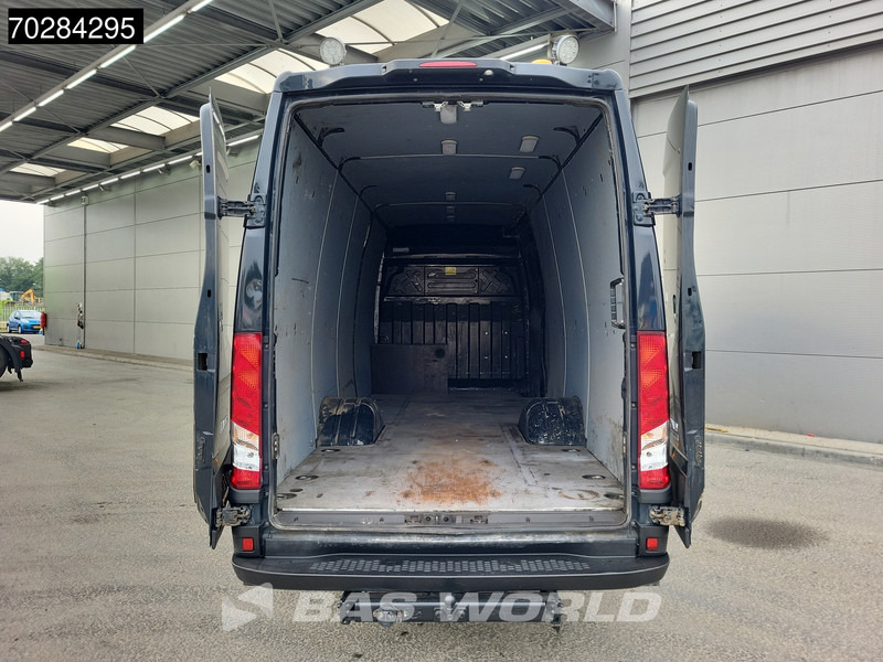 Iveco Daily 50C18 3.0L 180PK Luchtvering L3H2 Dubbellucht 3,5t Trekhaak Airco Camera Euro6 L4H2 16m3 Airco Trekhaak - فان: صورة 3 Iveco Daily 50C18 3.0L 180PK Luchtvering L3H2 Dubbellucht 3,5t Trekhaak Airco Camera Euro6 L4H2 16m3 Airco Trekhaak - فان: صورة 3