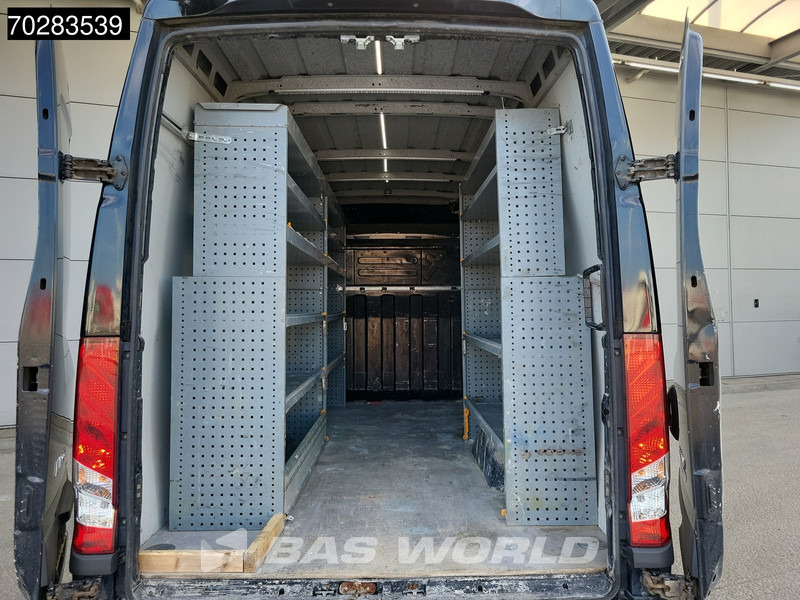 Iveco Daily 52C18 3.0L Automaat L2H2 Dubbellucht 3,5t Trekhaak Airco Cruise Euro6 L2 12m3 Airco Trekhaak Cruise control - فان: صورة 3 Iveco Daily 52C18 3.0L Automaat L2H2 Dubbellucht 3,5t Trekhaak Airco Cruise Euro6 L2 12m3 Airco Trekhaak Cruise control - فان: صورة 3
