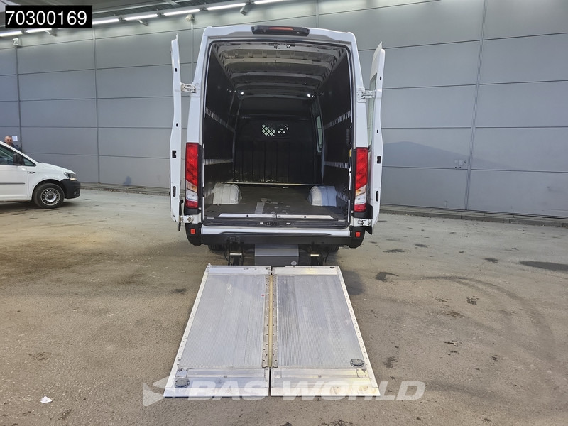 Iveco Daily 52C18 3.0L Laadklep Automaat Dubbellucht 180PK L3H2 Cruise Euro6 L3 Cruise control - فان: صورة 3 Iveco Daily 52C18 3.0L Laadklep Automaat Dubbellucht 180PK L3H2 Cruise Euro6 L3 Cruise control - فان: صورة 3