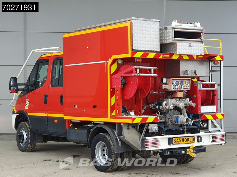 Iveco Daily 70C17 4x4 Achleitner Firetruck Brandweerwagen AWD Allrad Camper 1200liter Airco Dubbel cabine Trekhaak Cruise control - سيارة اسعاف: صورة 2 Iveco Daily 70C17 4x4 Achleitner Firetruck Brandweerwagen AWD Allrad Camper 1200liter Airco Dubbel cabine Trekhaak Cruise control - سيارة اسعاف: صورة 2