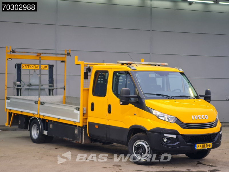 Iveco Daily 70C18 3.0L Automaat 452cmOpen Laadbak Dubbel Cabine Dubbellucht 3,5t Trekhaak Navi Airco Cruise Camera Zwaailamp Euro6 Pritsche - شاحنة مفتوحة: صورة 3 Iveco Daily 70C18 3.0L Automaat 452cmOpen Laadbak Dubbel Cabine Dubbellucht 3,5t Trekhaak Navi Airco Cruise Camera Zwaailamp Euro6 Pritsche - شاحنة مفتوحة: صورة 3