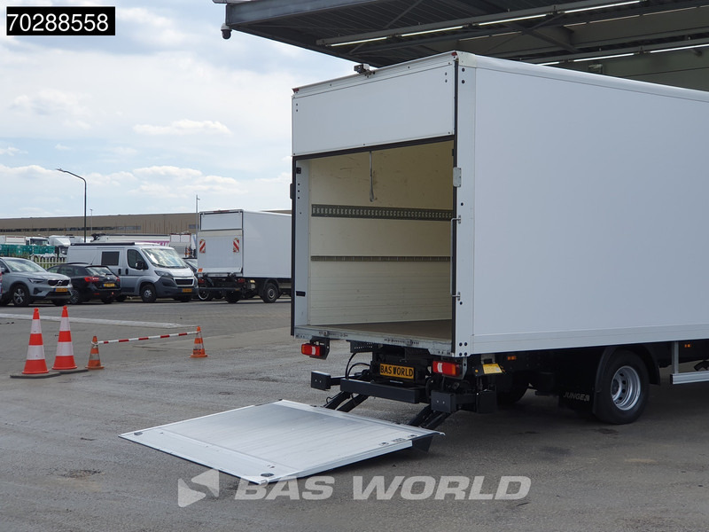 Iveco Daily 70C21 Automaat Luchtvering Laadklep 210PK Airco Cruise Camera Euro6 Meubelbak Koffer 37m3 Airco Cruise control - شاحنة مغلقة الصندوق: صورة 3 Iveco Daily 70C21 Automaat Luchtvering Laadklep 210PK Airco Cruise Camera Euro6 Meubelbak Koffer 37m3 Airco Cruise control - شاحنة مغلقة الصندوق: صورة 3