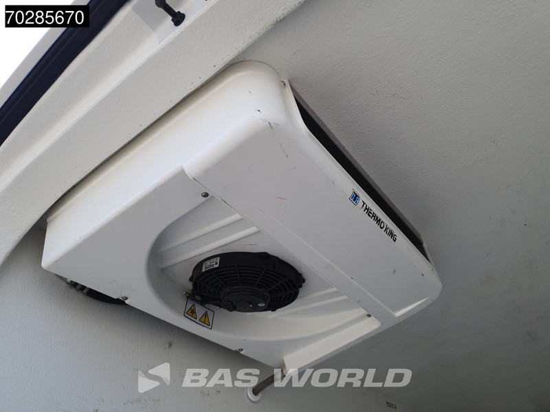 شاحنة مُبرّدة للتوصيل MAN TGE 3.140 Bi Temp Koelwagen Vriezer Themo King V-300 MAX Airco Euro6 Koel Koeler Vries Kühler Kühl Kühlwagen Frigo 12m3 Airco Cruise contr: صورة 9