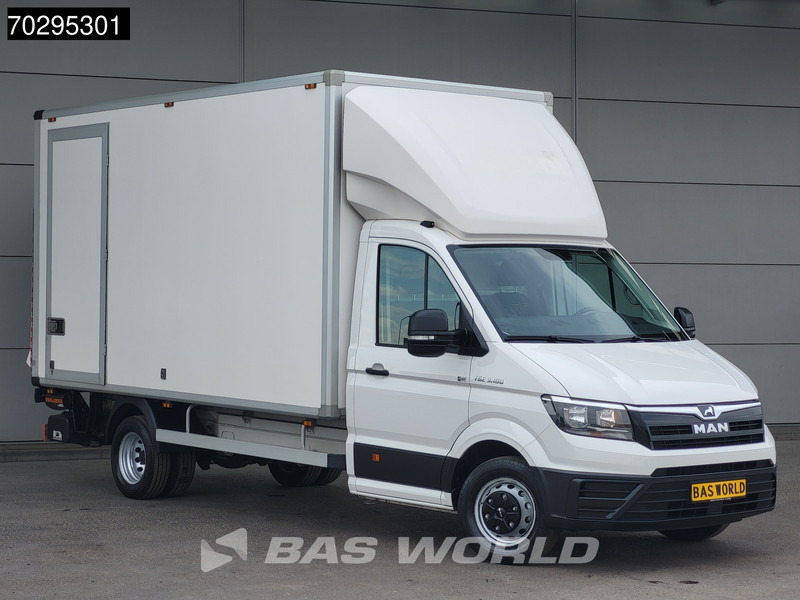 MAN TGE 3.180 Automaat Laadklep 3.5t trekhaak Dubbellucht Lat om Lat Zijdeur Navi Bakwagen Meubelbak Koffer Airco Trekhaak Cruise control - شاحنة مغلقة الصندوق: صورة 5 MAN TGE 3.180 Automaat Laadklep 3.5t trekhaak Dubbellucht Lat om Lat Zijdeur Navi Bakwagen Meubelbak Koffer Airco Trekhaak Cruise control - شاحنة مغلقة الصندوق: صورة 5
