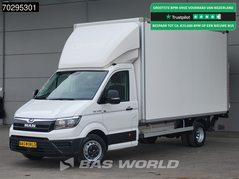 MAN TGE 3.180 Automaat Laadklep 3.5t trekhaak Dubbellucht Lat om Lat Zijdeur Navi Bakwagen Meubelbak Koffer Airco Trekhaak Cruise control - شاحنة مغلقة الصندوق: صورة 1 MAN TGE 3.180 Automaat Laadklep 3.5t trekhaak Dubbellucht Lat om Lat Zijdeur Navi Bakwagen Meubelbak Koffer Airco Trekhaak Cruise control - شاحنة مغلقة الصندوق: صورة 1