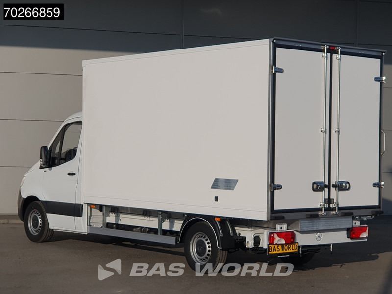 Mercedes-Benz Sprinter 315 CDI Koelwagen Achterdeuren Thermo King C-250 Airco Carplay MBUX Koel Koeler Kühl Kühler Kühlwagen Kühlkoffer 17m3 Airco - شاحنة مُبرّدة للتوصيل: صورة 2 Mercedes-Benz Sprinter 315 CDI Koelwagen Achterdeuren Thermo King C-250 Airco Carplay MBUX Koel Koeler Kühl Kühler Kühlwagen Kühlkoffer 17m3 Airco - شاحنة مُبرّدة للتوصيل: صورة 2