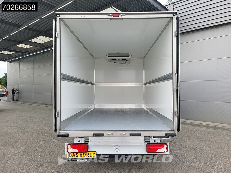 Mercedes-Benz Sprinter 315 CDI Koelwagen Achterdeuren Thermo King C-250 Airco MBUX Koel Koeler Kühl Kühler Kühlwagen Kühlkoffer 17m3 Airco - شاحنة مُبرّدة للتوصيل: صورة 3 Mercedes-Benz Sprinter 315 CDI Koelwagen Achterdeuren Thermo King C-250 Airco MBUX Koel Koeler Kühl Kühler Kühlwagen Kühlkoffer 17m3 Airco - شاحنة مُبرّدة للتوصيل: صورة 3
