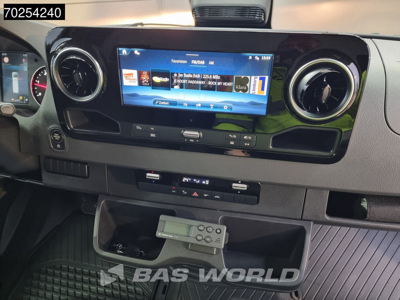 Mercedes-Benz Sprinter 315 CDI Koelwagen Thermo King V-300max 230V stekker Bakwagen Koel Kühlwagen 13m3 Airco Cruise control Mercedes-Benz Sprinter 315 CDI Koelwagen Thermo King V-300max 230V stekker Bakwagen Koel Kühlwagen 13m3 Airco Cruise control: صورة 12 Mercedes-Benz Sprinter 315 CDI Koelwagen Thermo King V-300max 230V stekker Bakwagen Koel Kühlwagen 13m3 Airco Cruise control Mercedes-Benz Sprinter 315 CDI Koelwagen Thermo King V-300max 230V stekker Bakwagen Koel Kühlwagen 13m3 Airco Cruise control: صورة 12