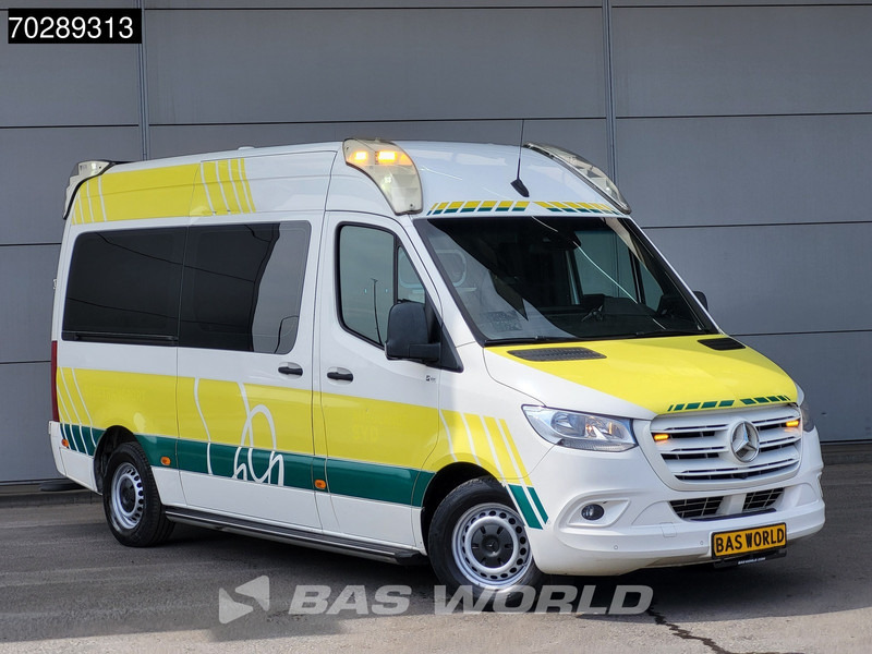 Mercedes-Benz Sprinter 316 CDI Ambulance Brancard Automaat Ziekenwagen Airco Cruise Camera Parkeersensoren Standkachel Euro6 Rettungswagen Krankenwagen - سيارة اسعاف: صورة 3 Mercedes-Benz Sprinter 316 CDI Ambulance Brancard Automaat Ziekenwagen Airco Cruise Camera Parkeersensoren Standkachel Euro6 Rettungswagen Krankenwagen - سيارة اسعاف: صورة 3