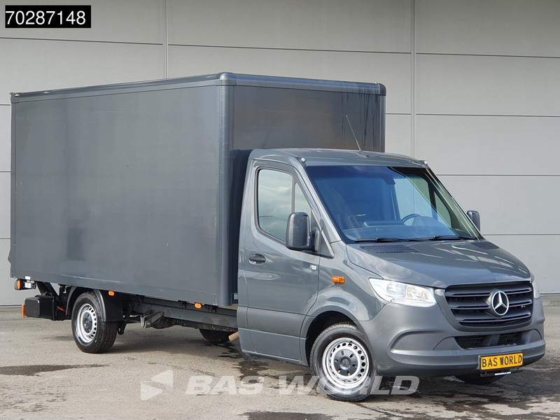 Mercedes-Benz Sprinter 316 CDI Laadklep Automaat Bakwagen ACC Airco Camera MBUX CarPlay Euro6 Meubelbak Koffer 19m3 Airco - شاحنة مغلقة الصندوق: صورة 5 Mercedes-Benz Sprinter 316 CDI Laadklep Automaat Bakwagen ACC Airco Camera MBUX CarPlay Euro6 Meubelbak Koffer 19m3 Airco - شاحنة مغلقة الصندوق: صورة 5