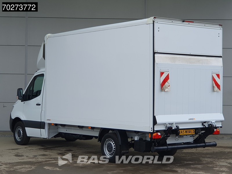 Mercedes-Benz Sprinter 317 CDI Automaat Bakwagen Laadklep Camera Airco Koffer Meubelbak 20m3 Airco - شاحنة مغلقة الصندوق: صورة 2 Mercedes-Benz Sprinter 317 CDI Automaat Bakwagen Laadklep Camera Airco Koffer Meubelbak 20m3 Airco - شاحنة مغلقة الصندوق: صورة 2