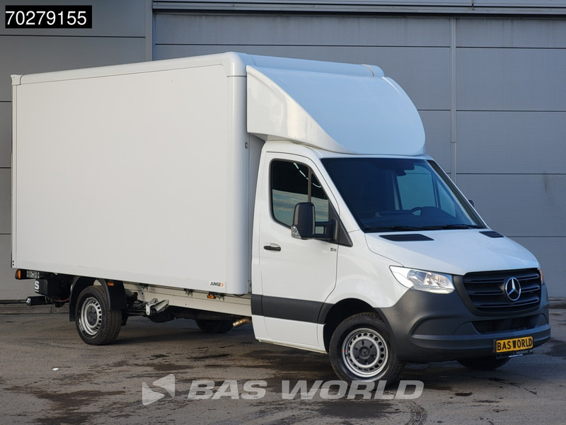 Mercedes-Benz Sprinter 317 CDI Automaat Bakwagen Laadklep Camera Airco Koffer Meubelbak 21m3 Airco - شاحنة مغلقة الصندوق: صورة 5 Mercedes-Benz Sprinter 317 CDI Automaat Bakwagen Laadklep Camera Airco Koffer Meubelbak 21m3 Airco - شاحنة مغلقة الصندوق: صورة 5