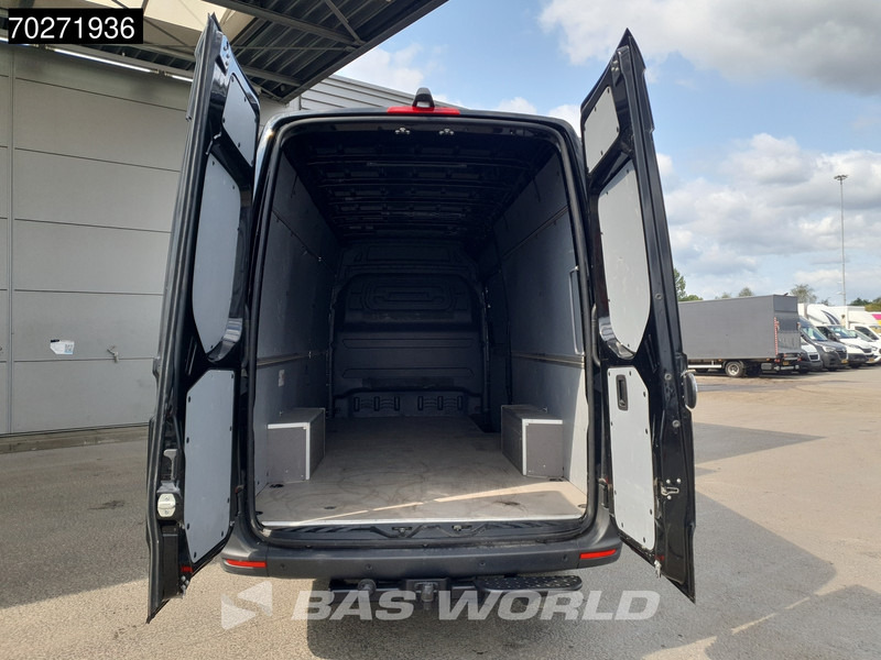 Mercedes-Benz Sprinter 317 CDI Automaat L3H2 Black Edition 3500KG Trekhaak Airco Camera Parkeersensoren MBUX CarPlay Euro6 L3 15m3 Airco Trekhaak - فان: صورة 3 Mercedes-Benz Sprinter 317 CDI Automaat L3H2 Black Edition 3500KG Trekhaak Airco Camera Parkeersensoren MBUX CarPlay Euro6 L3 15m3 Airco Trekhaak - فان: صورة 3
