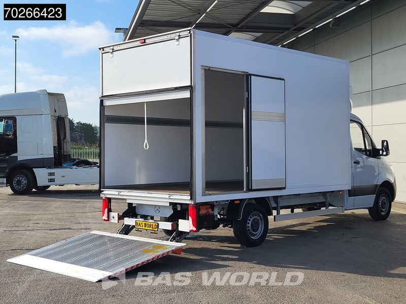 Mercedes-Benz Sprinter 317 CDI Automaat Laadklep Zijdeur Bakwagen Navi Airco Cruise MBUX Euro6 Meubelbak Koffer 12m3 Airco Cruise control - شاحنة مغلقة الصندوق: صورة 3 Mercedes-Benz Sprinter 317 CDI Automaat Laadklep Zijdeur Bakwagen Navi Airco Cruise MBUX Euro6 Meubelbak Koffer 12m3 Airco Cruise control - شاحنة مغلقة الصندوق: صورة 3