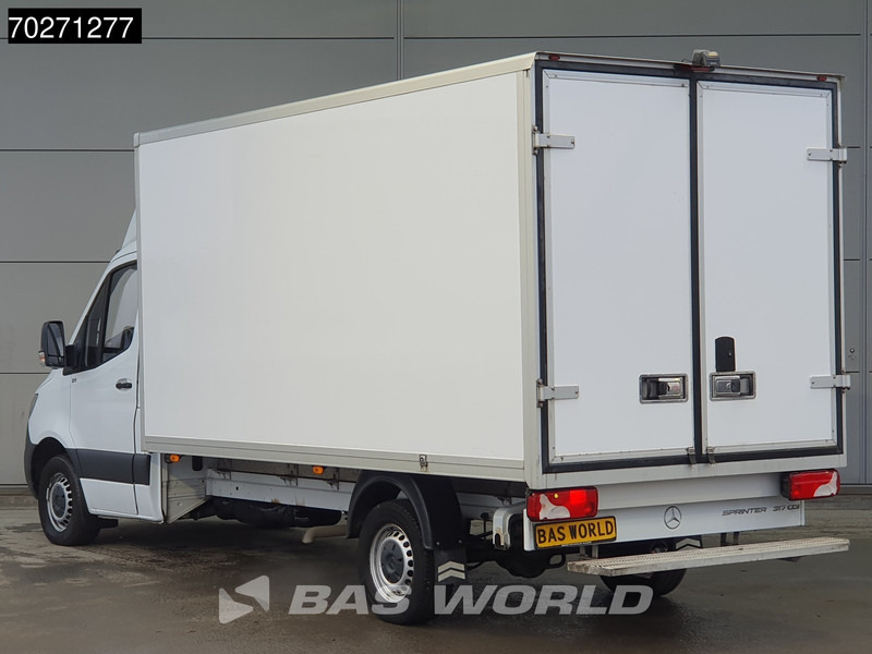 Mercedes-Benz Sprinter 317 CDI Koelwagen Automaat Carrier Xarios 350 230V stekker Cruise Airco Camera Koel Kühlkoffer Koeler Bakwagen 17m3 Airco Cruise - شاحنة مُبرّدة للتوصيل: صورة 2 Mercedes-Benz Sprinter 317 CDI Koelwagen Automaat Carrier Xarios 350 230V stekker Cruise Airco Camera Koel Kühlkoffer Koeler Bakwagen 17m3 Airco Cruise - شاحنة مُبرّدة للتوصيل: صورة 2